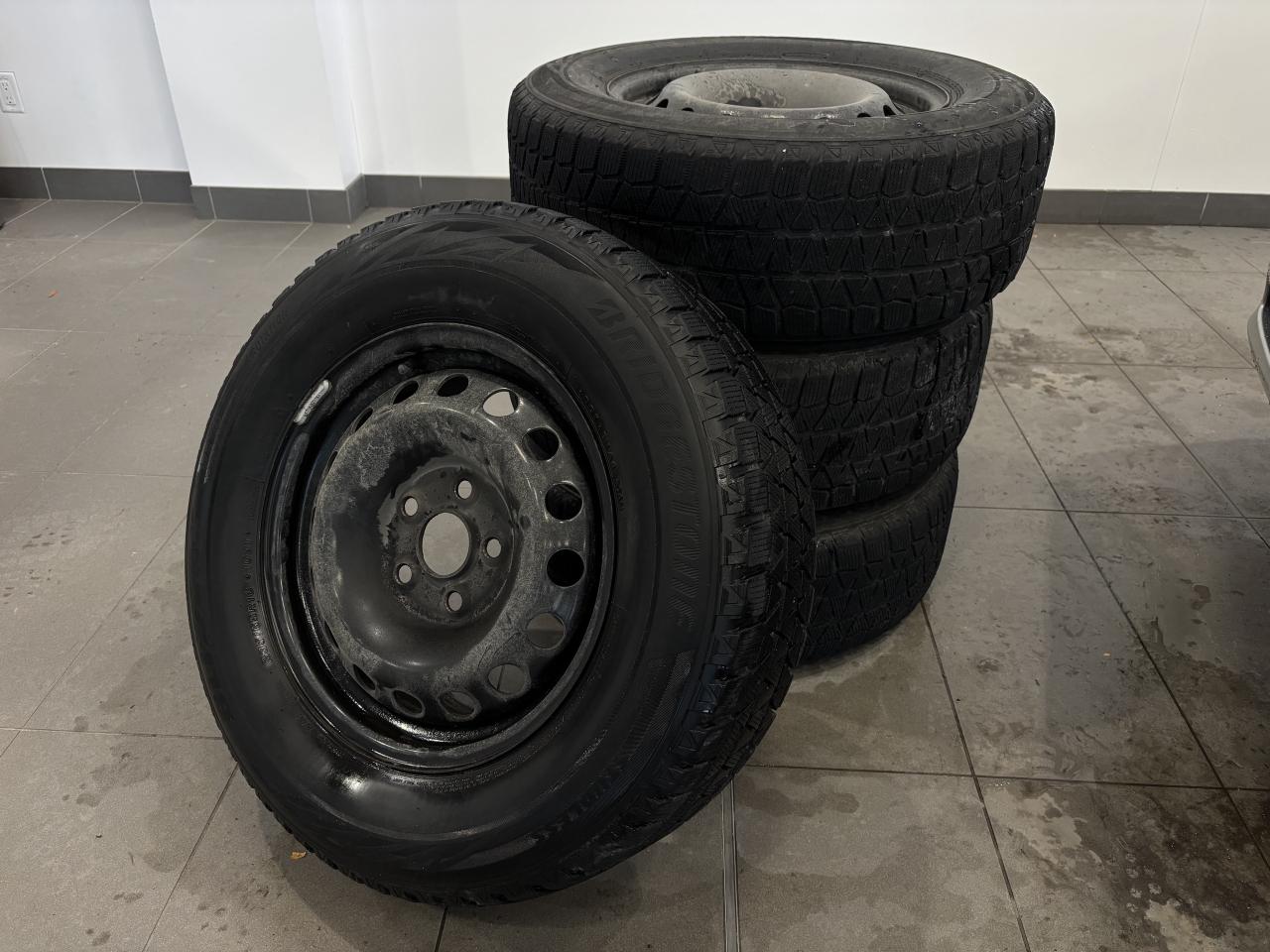 2009 Honda Odyssey EX  2 SETS OF TIRES/RIMS   SOLD ASIS  CLEAN CARFAX Photo