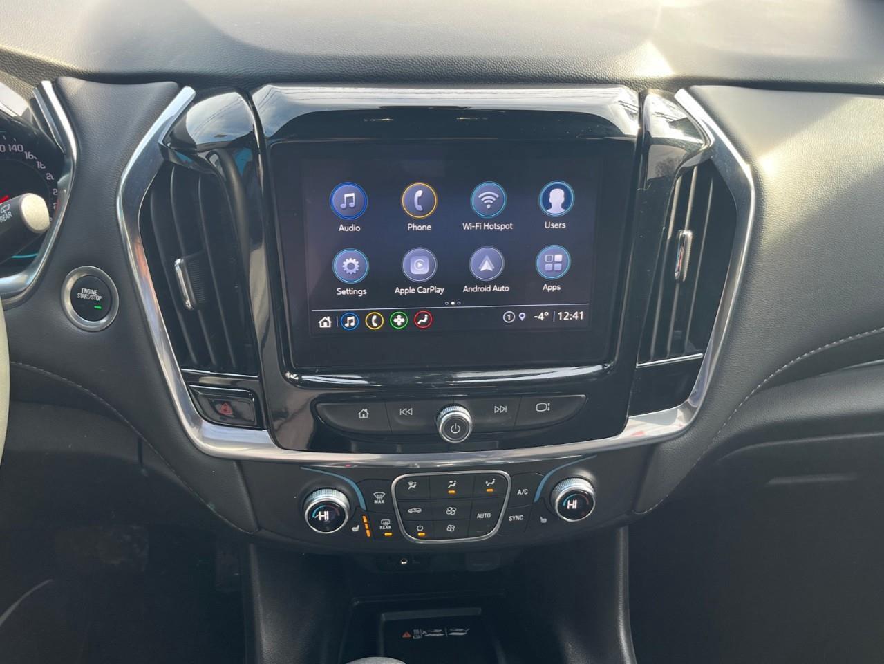 2023 Chevrolet Traverse Cloth w/1LT SPECIAL CPO RATE 3.99% OAC Photo