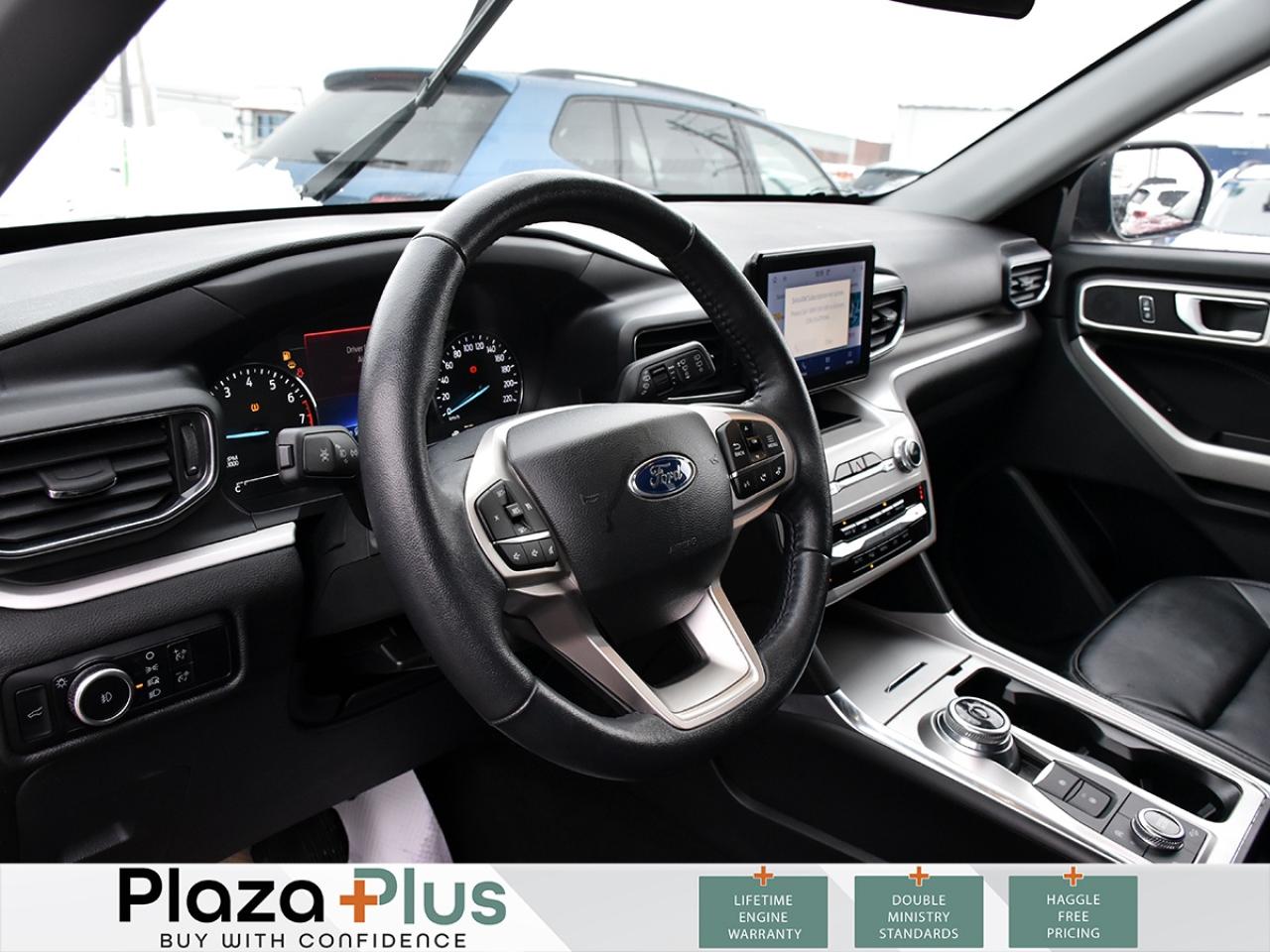 2023 Ford Explorer XLT One Owner l Clean Carfax l 3rd Row Seats / Photo