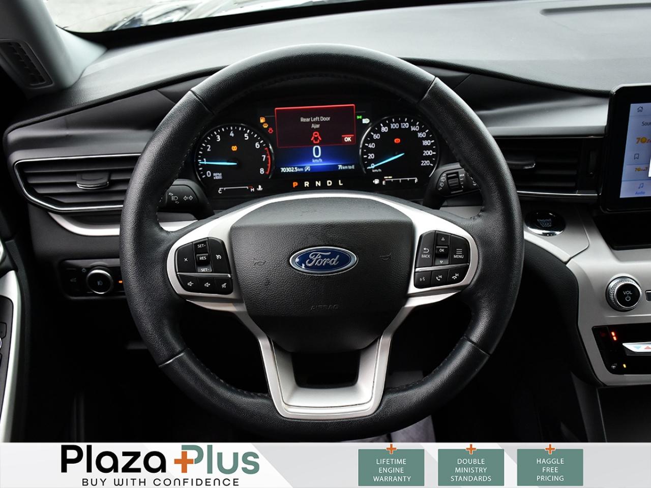 2023 Ford Explorer XLT One Owner l Clean Carfax l 3rd Row Seats / Photo