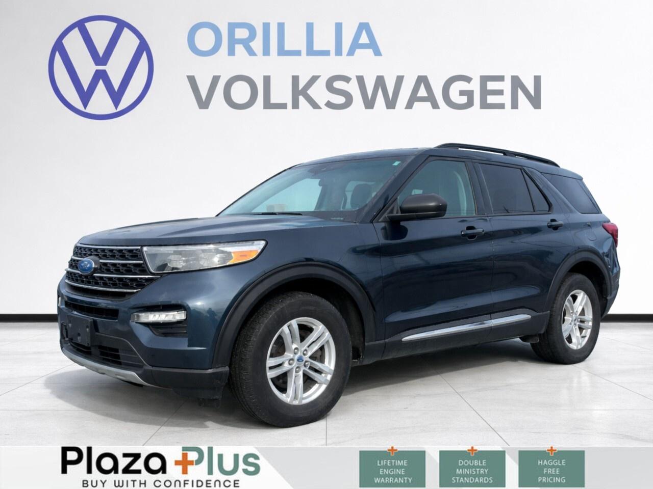 2023 Ford Explorer XLT One Owner l Clean Carfax l 3rd Row Seats / One Photo0