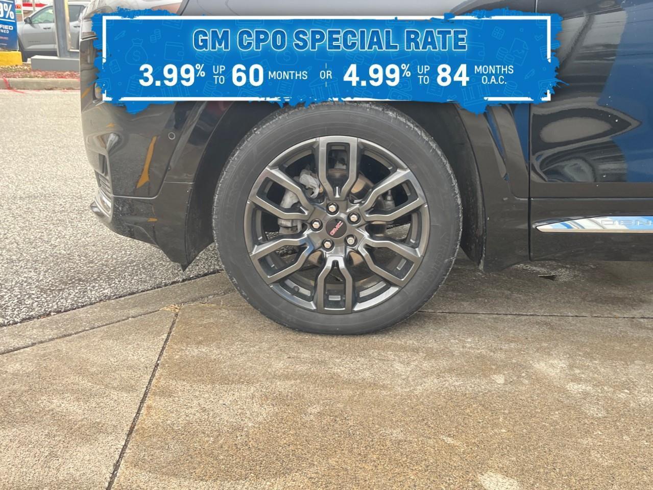 2024 GMC Terrain DENALI ONE OWNER WINTER AND SUMMER TIRES Photo