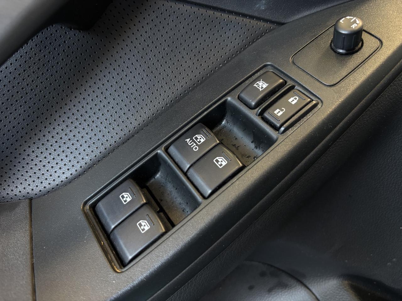 2014 Subaru Forester TOURING   CLEAN CARFAX   SUNROOF   SOLD ASIS   AWD Photo