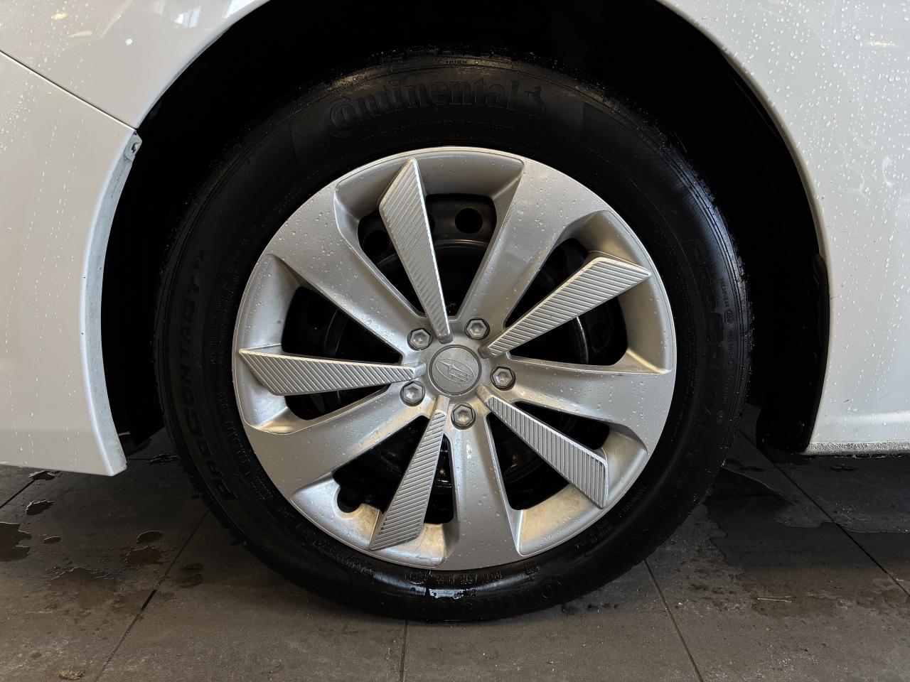 2022 Subaru Impreza CONVENIENCE   CLEAN CARFAX  APPLE CARPLAY BACK CAM Photo