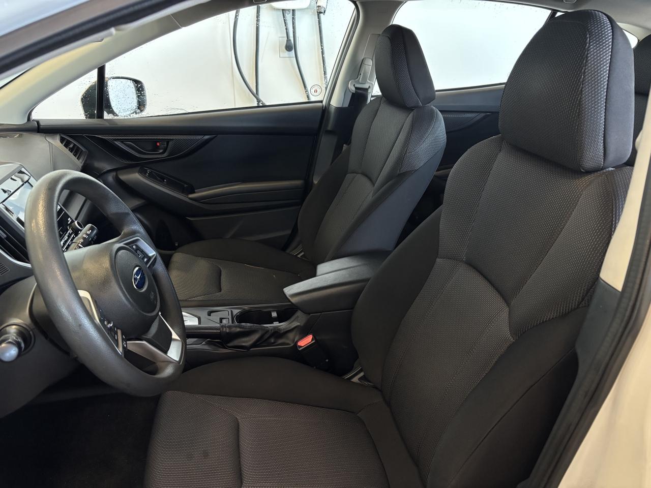 2022 Subaru Impreza CONVENIENCE   CLEAN CARFAX  APPLE CARPLAY BACK CAM Photo