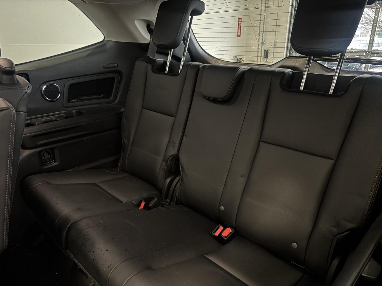 2025 Subaru ASCENT SPORT   7 PASS   DEALER DEMO   CLEAN CARFAX   NAVI Photo