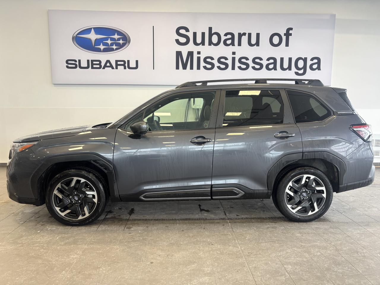 2025 Subaru Forester LIMITED   1 OWNER   NAVIGATION   SUNROOF   LEATHER Photo