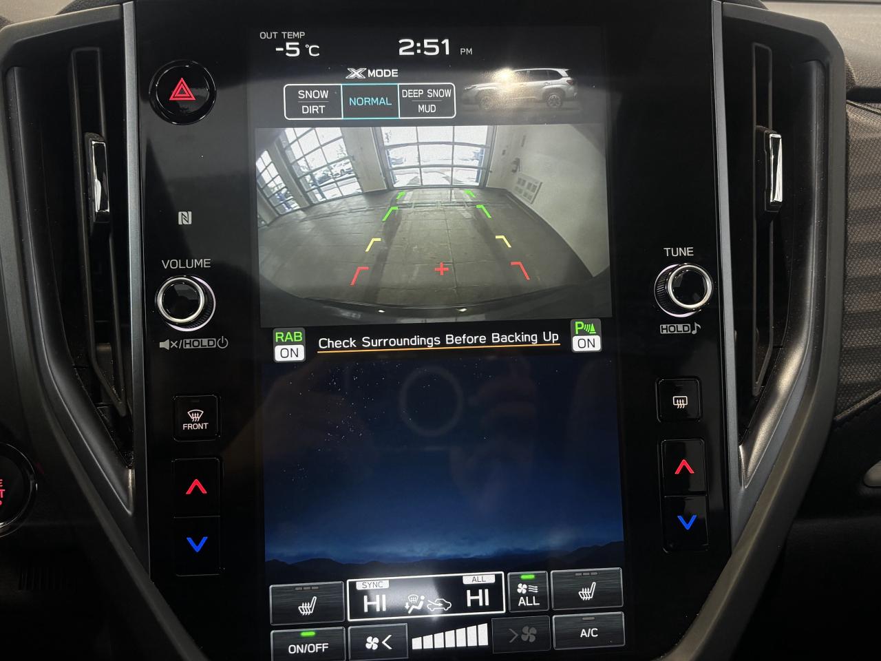 2025 Subaru Forester LIMITED   1 OWNER   NAVIGATION   SUNROOF   LEATHER Photo