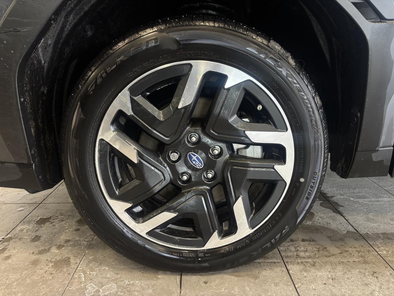 2025 Subaru Forester LIMITED   1 OWNER   NAVIGATION   SUNROOF   LEATHER Photo