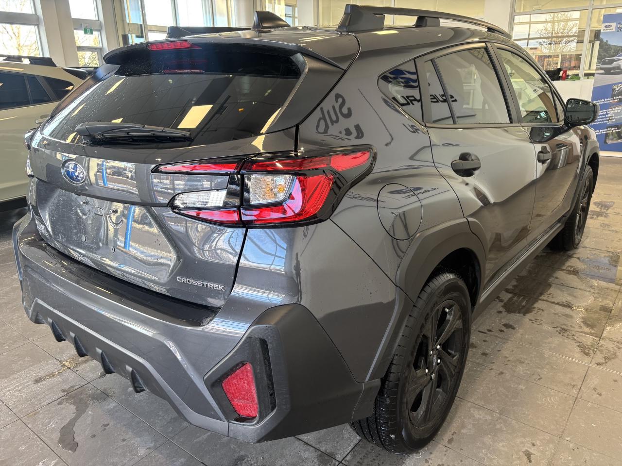 2025 Subaru Crosstrek CONVENIENCE  DEALER DEMO    CLEAN CARFAX   CARPLAY Photo