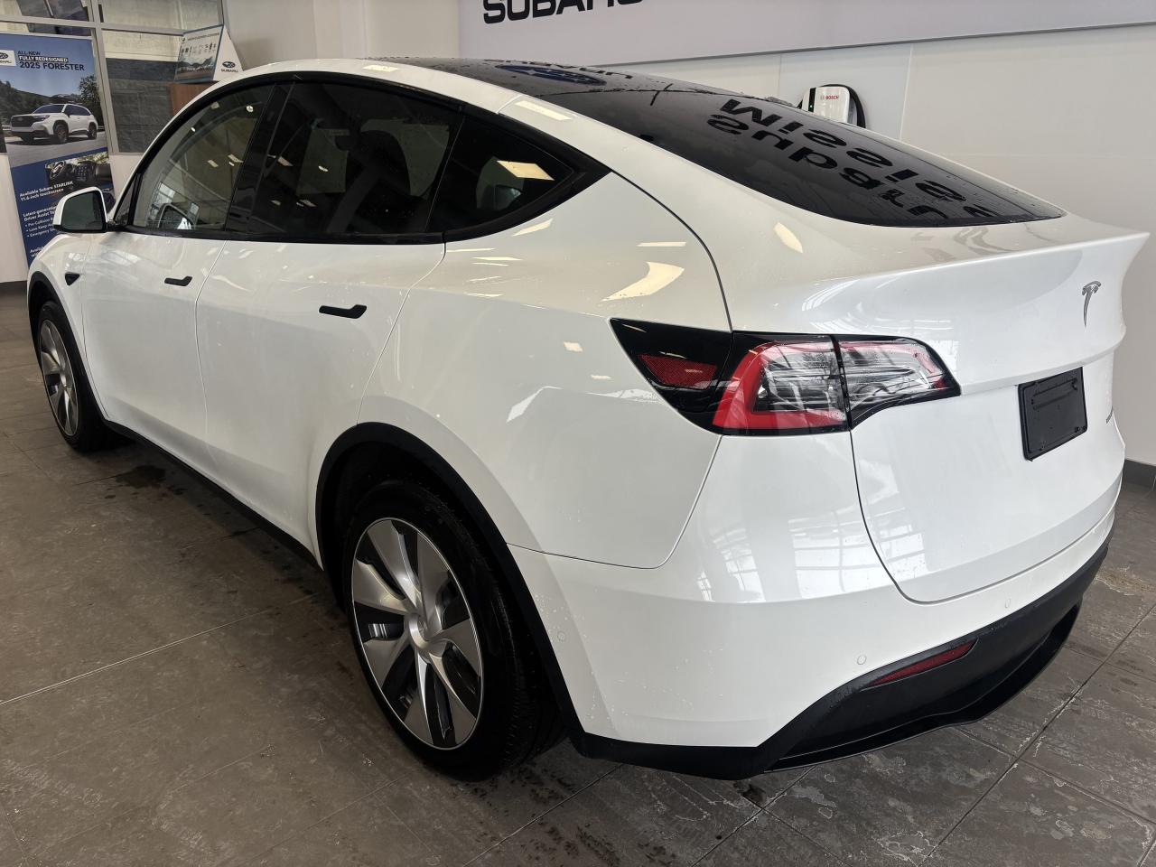 2020 Tesla Model Y LONG RANGE AWD   CLEAN CARFAX   NAVI  PANO SUNROOF Photo4