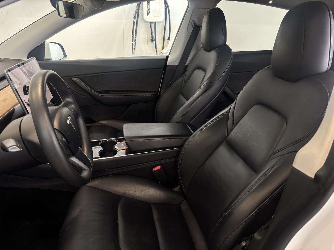 2020 Tesla Model Y LONG RANGE AWD   CLEAN CARFAX   NAVI  PANO SUNROOF Photo