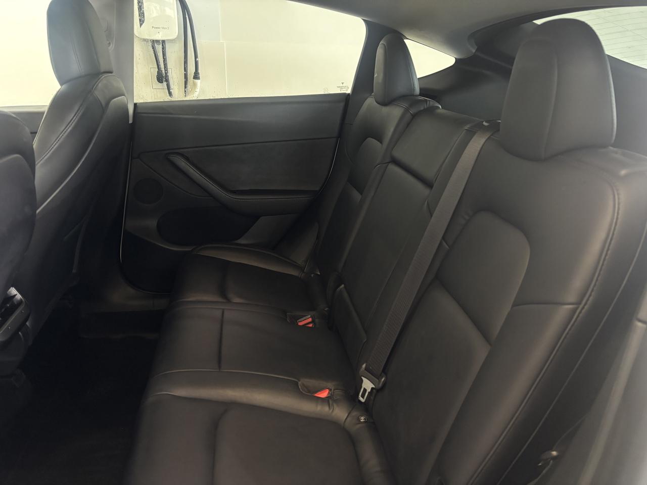 2020 Tesla Model Y LONG RANGE AWD   CLEAN CARFAX   NAVI  PANO SUNROOF Photo