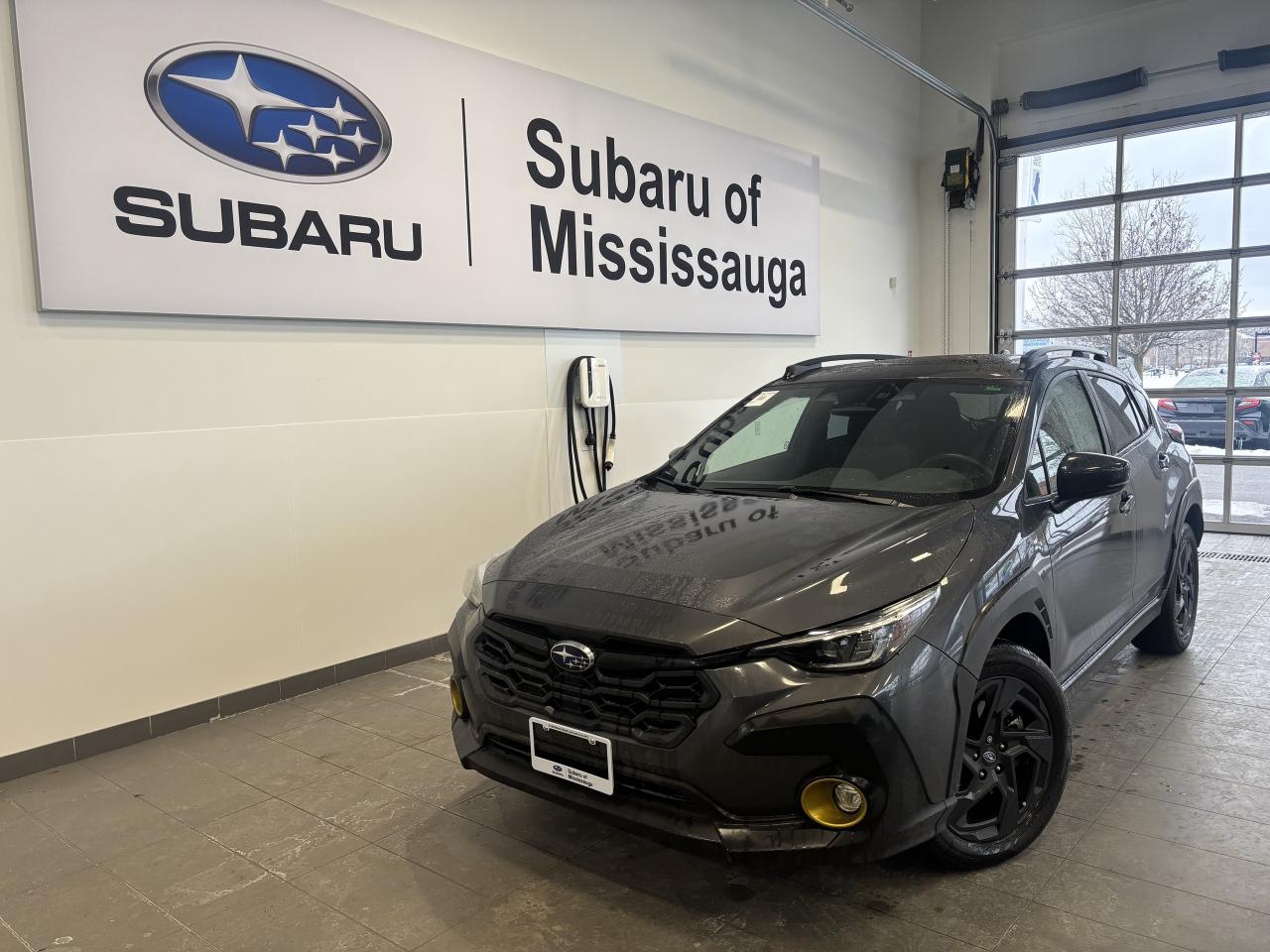 2024 Subaru Crosstrek ONYX   1 OWNER   CLEAN CARFAX   SUNROOF   CARPLAY! Photo0