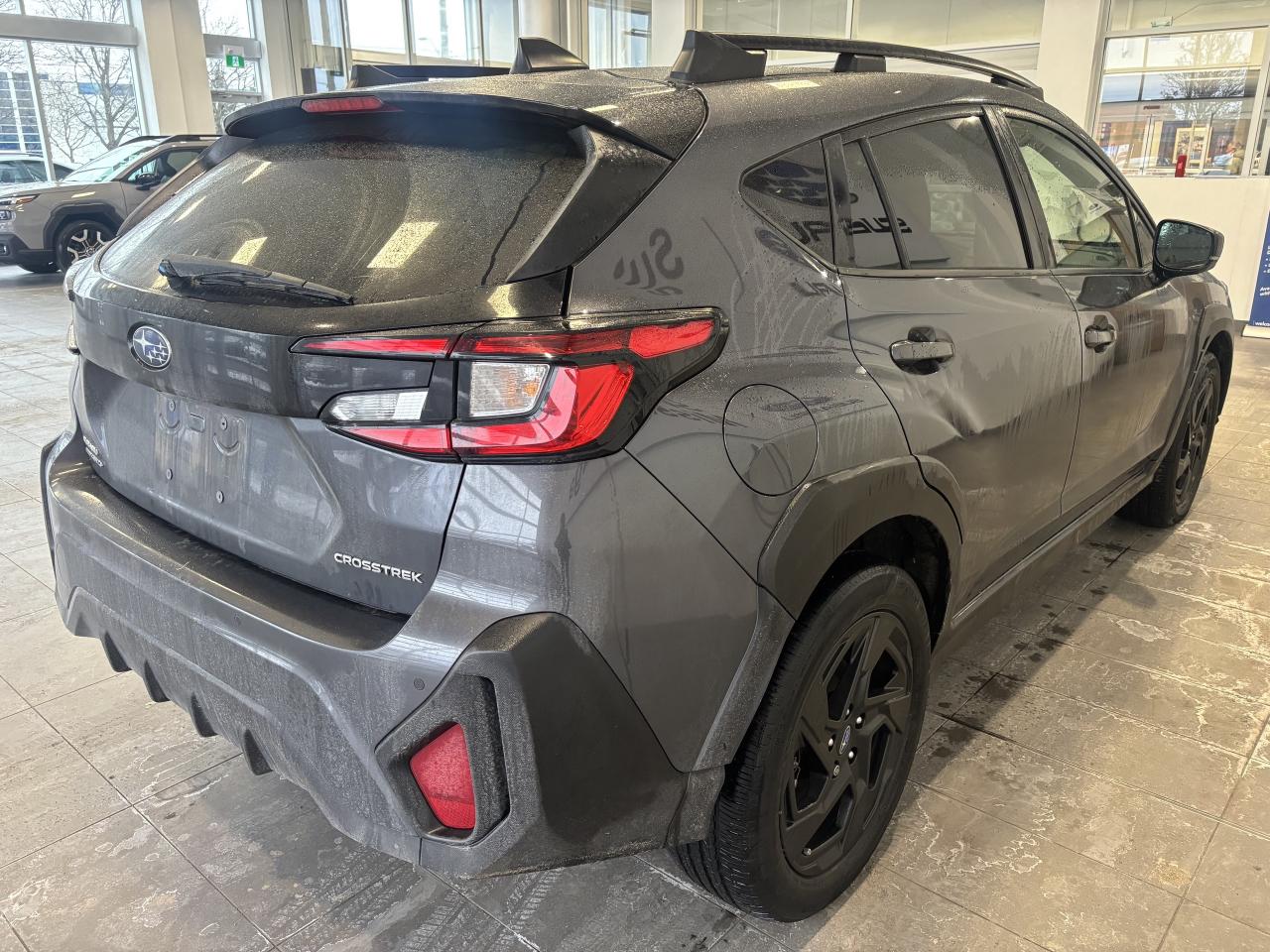 2024 Subaru Crosstrek ONYX   1 OWNER   CLEAN CARFAX   SUNROOF   CARPLAY! Photo