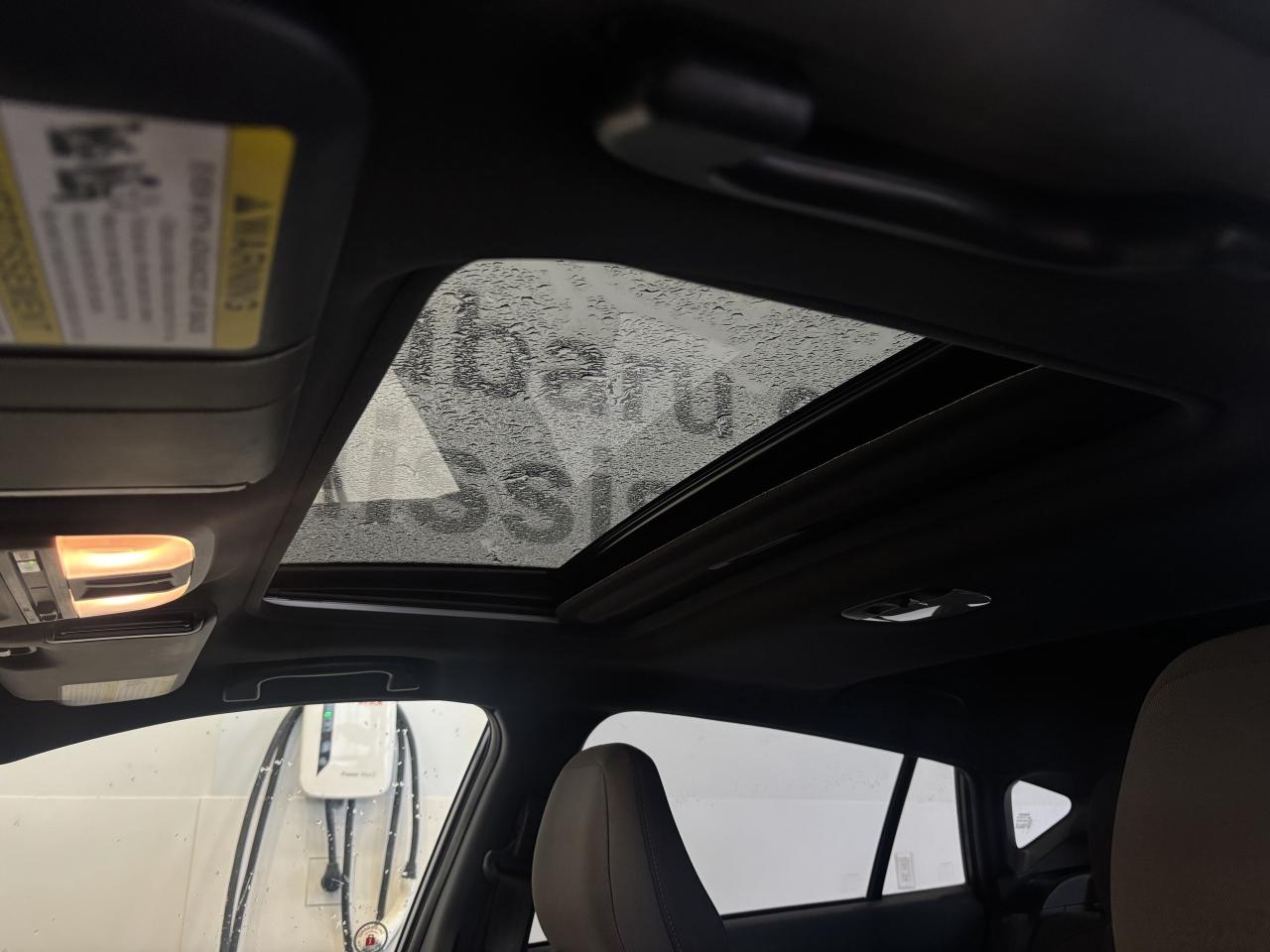 2024 Subaru Crosstrek ONYX   1 OWNER   CLEAN CARFAX   SUNROOF   CARPLAY! Photo