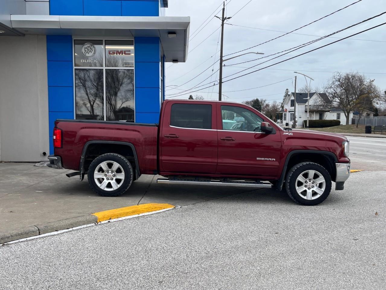 2017 GMC Sierra 1500 SLE CLEAN LOCAL TRADE Photo