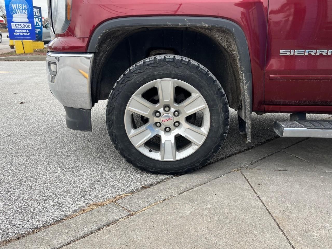 2017 GMC Sierra 1500 SLE CLEAN LOCAL TRADE Photo