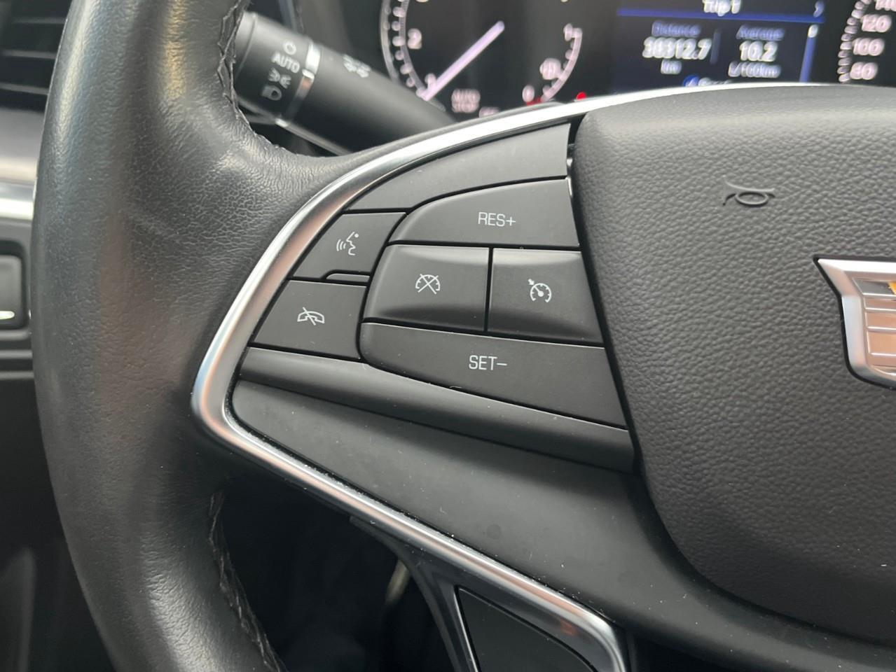 2024 Cadillac XT5 LUXURY CLEAN LOCAL TRADE Photo