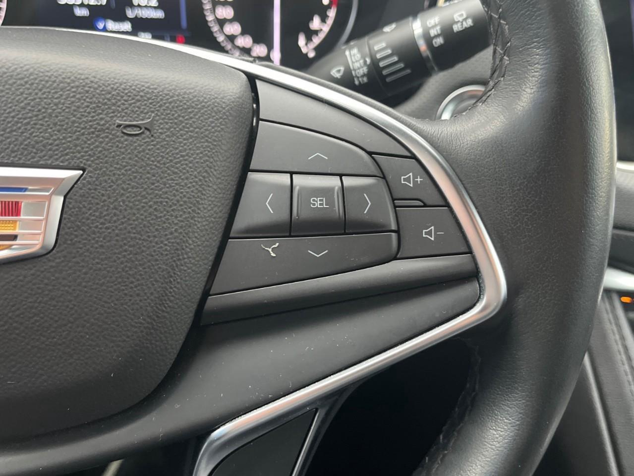 2024 Cadillac XT5 LUXURY CLEAN LOCAL TRADE Photo