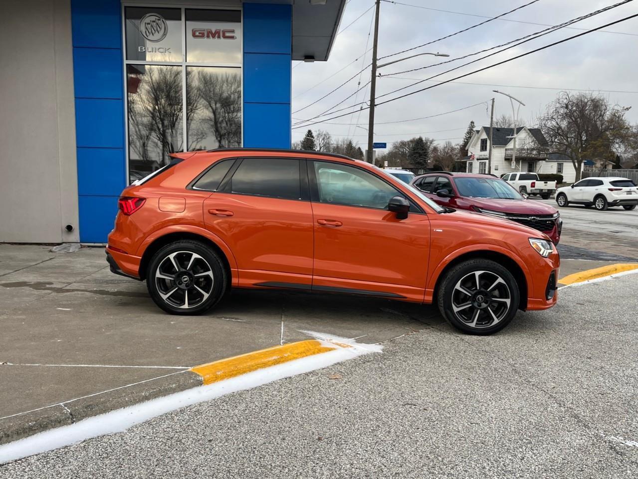 2022 Audi Q3 Quattro S-LINE Photo