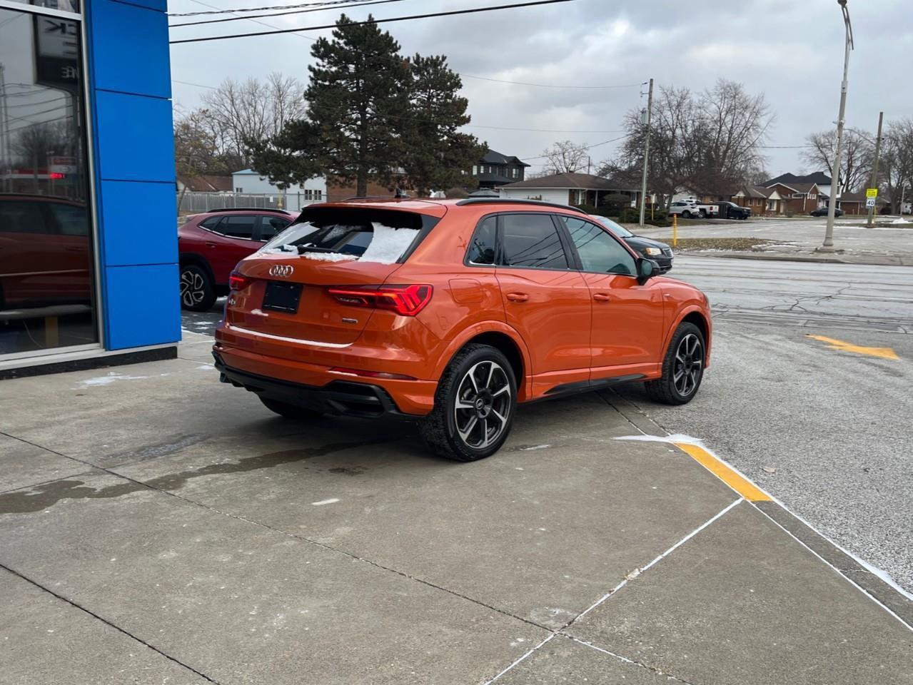 2022 Audi Q3 Quattro S-LINE Photo4