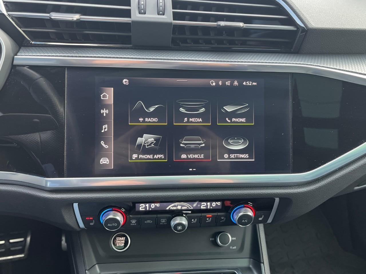 2022 Audi Q3 Quattro S-LINE Photo