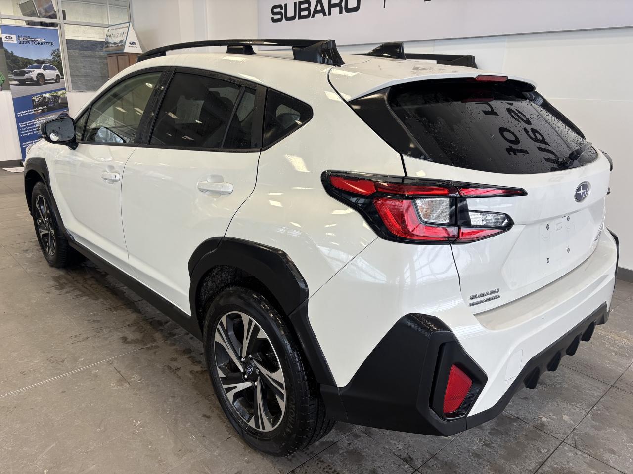 2024 Subaru Crosstrek TOURING   ONE OWNER   CLEAN CARFAX   APPLE CARPLAY Photo4
