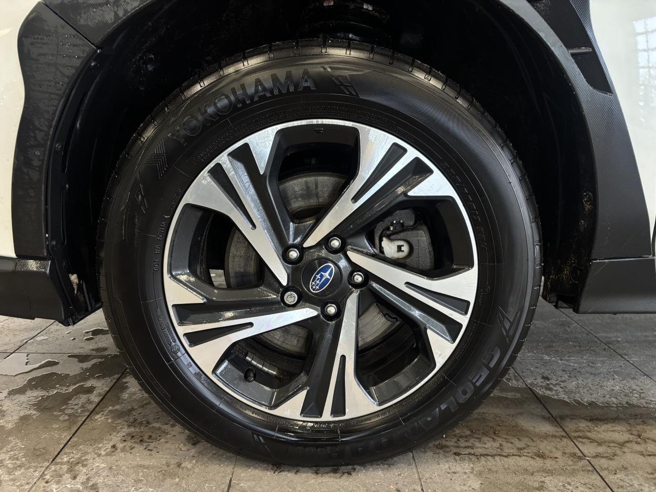 2024 Subaru Crosstrek TOURING   ONE OWNER   CLEAN CARFAX   APPLE CARPLAY Photo