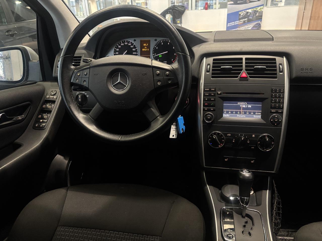 2010 Mercedes-Benz B-Class LOW KM CLEAN CARFAX 2 SETS OF TIRES/RIMS SOLD ASIS Photo