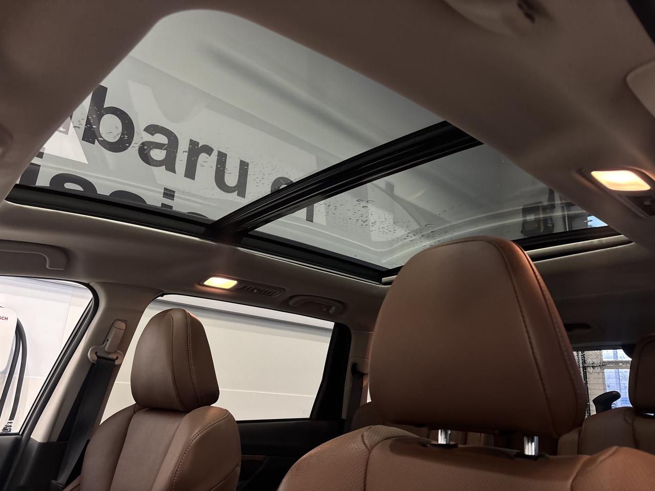 2023 Subaru ASCENT PREMIER  7 PASS   LOW KM   NAVI   SUNROOF  LEATHER Photo