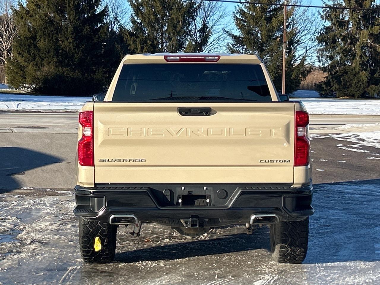 2022 Chevrolet Silverado 1500 Custom Trail Boss 5.3L/4X4  CALL PICTON 46K KM'S Photo3