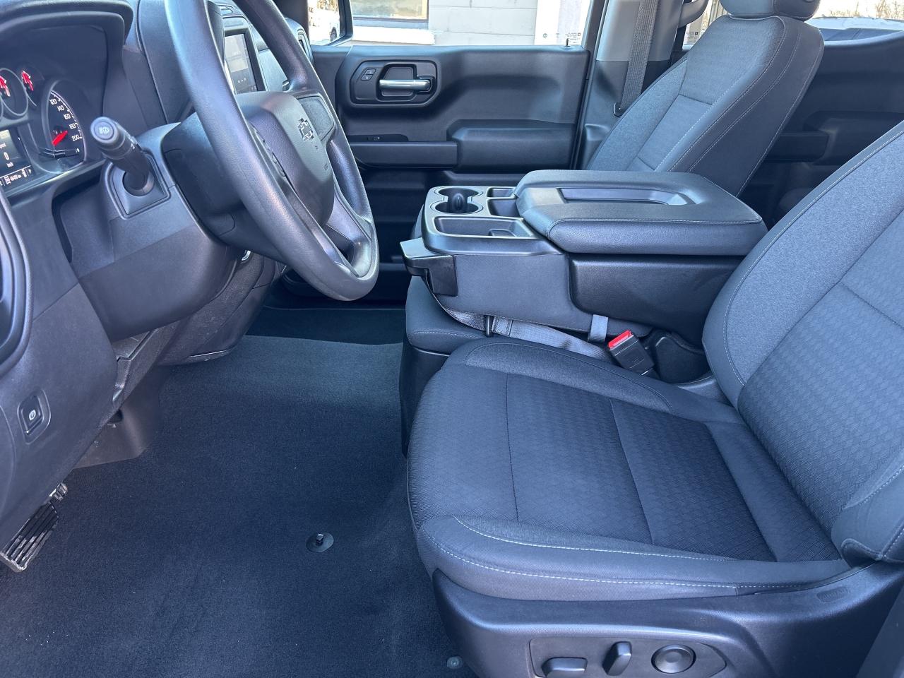 2022 Chevrolet Silverado 1500 Custom Trail Boss 5.3L/4X4  CALL PICTON 46K KM'S Photo