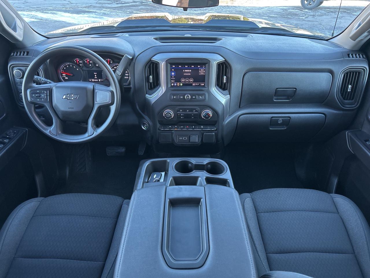 2022 Chevrolet Silverado 1500 Custom Trail Boss 5.3L/4X4 CALL NAPANEE 6133542100 Photo