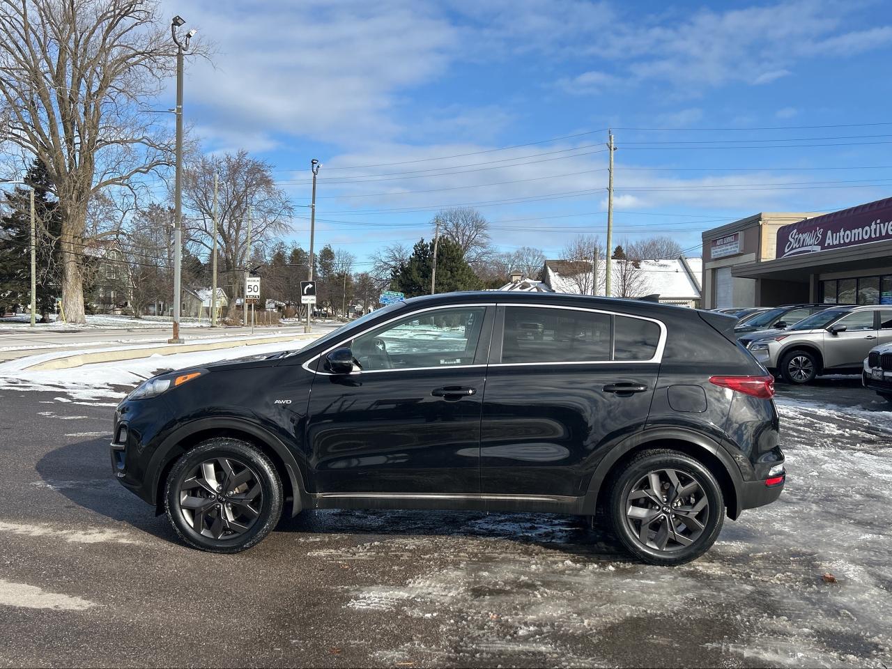 2021 Kia Sportage LX AWD/HEATED SEATS/BACKUP CAM CALL PICTON 161K Photo