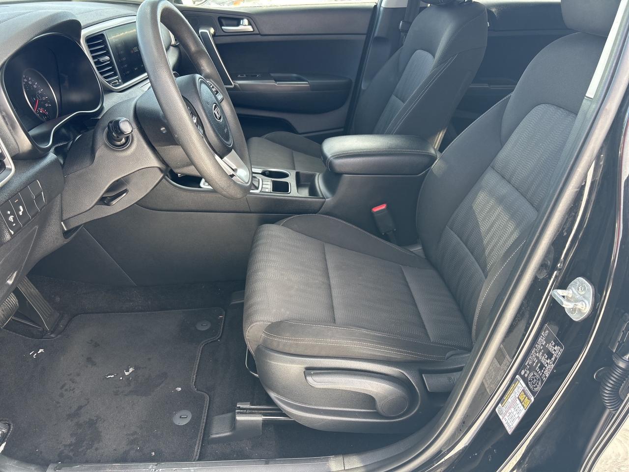 2021 Kia Sportage LX AWD/HEATED SEATS/BACKUP CAM CALL PICTON 161K Photo