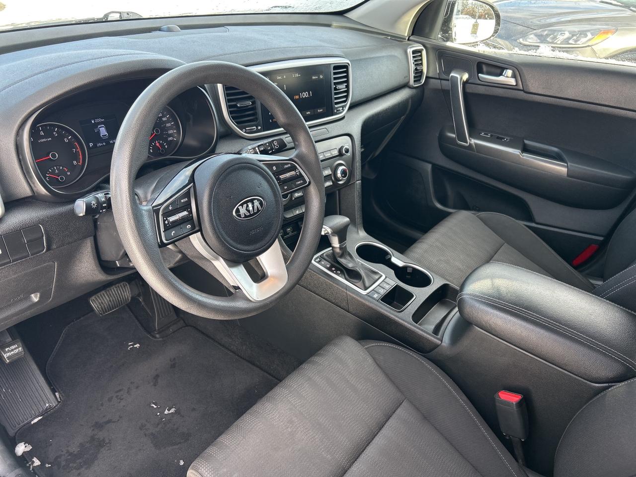 2021 Kia Sportage LX AWD/HEATED SEATS/BACKUP CAM CALL PICTON 161K Photo