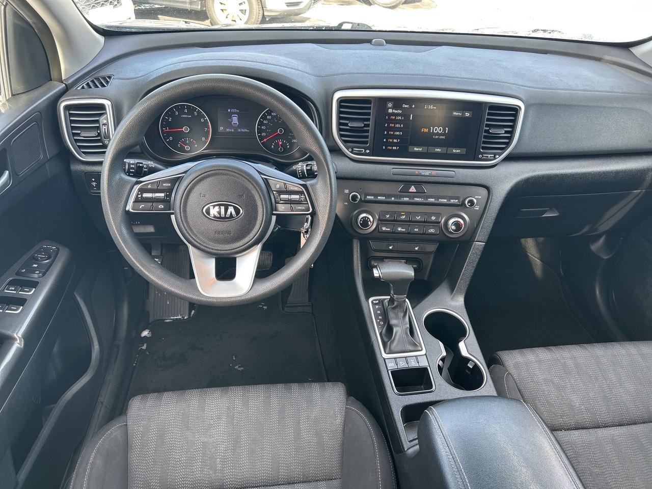 2021 Kia Sportage LX AWD/HTD SEATS/BACKUPCAM CALL NAPANEE 6133542100 Photo