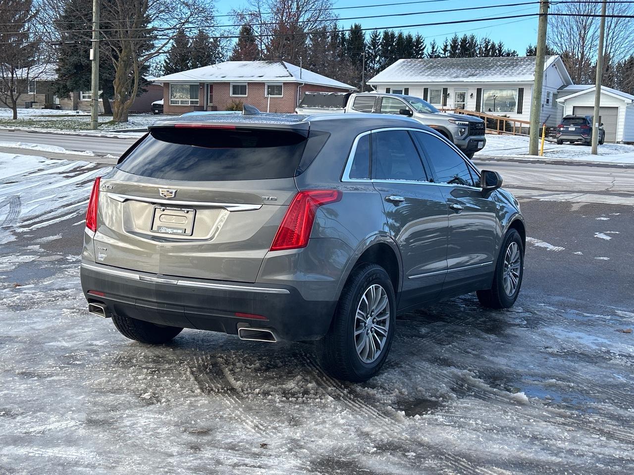 2017 Cadillac XT5 Luxury AWD/REMOTE START/PWR LIFT GATE CALL PICTON Photo