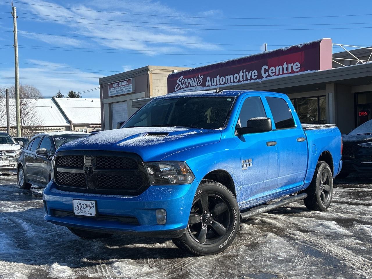 2023 RAM 1500 Classic Express 5.7L/4X4/REMOTE START CALL PICTON 26K KM'S Photo0