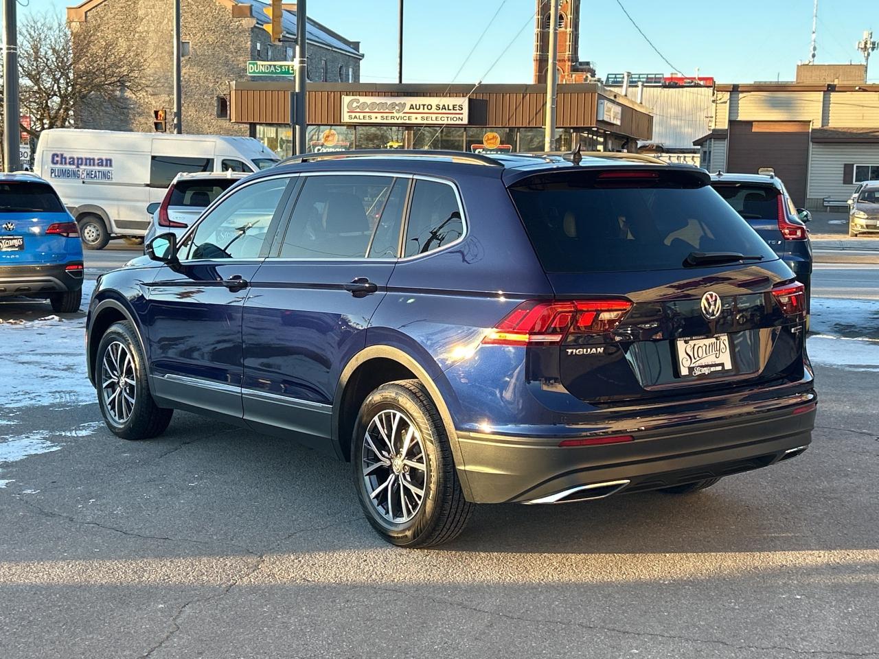 2021 Volkswagen Tiguan Comfortline AWD/PANO ROOF/NAV **CALL 613-961-8848 Photo2