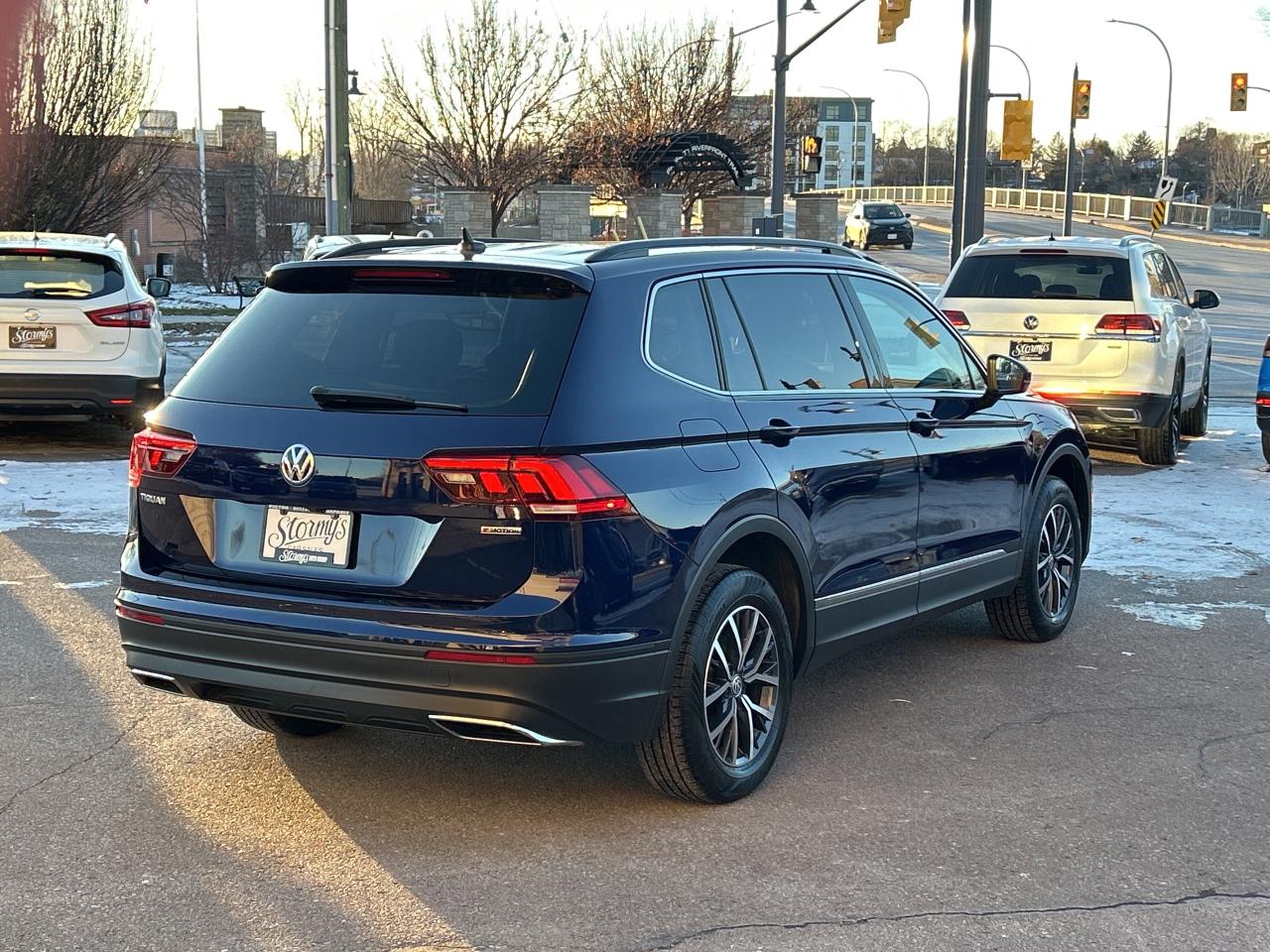 2021 Volkswagen Tiguan Comfortline AWD/PANO ROOF/NAV **CALL 613-961-8848 Photo