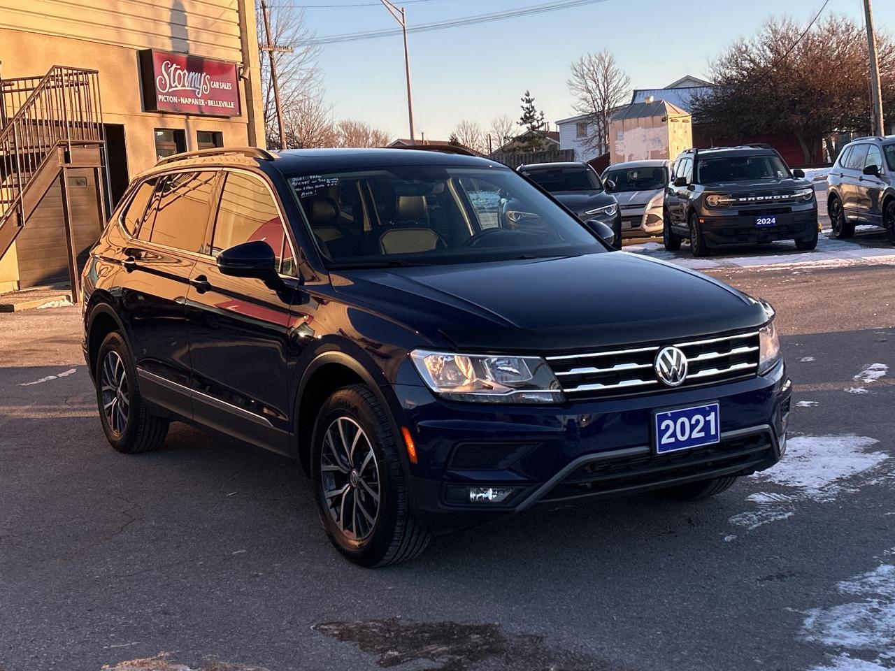 2021 Volkswagen Tiguan Comfortline AWD/PANO ROOF/NAV **CALL 613-961-8848 Photo