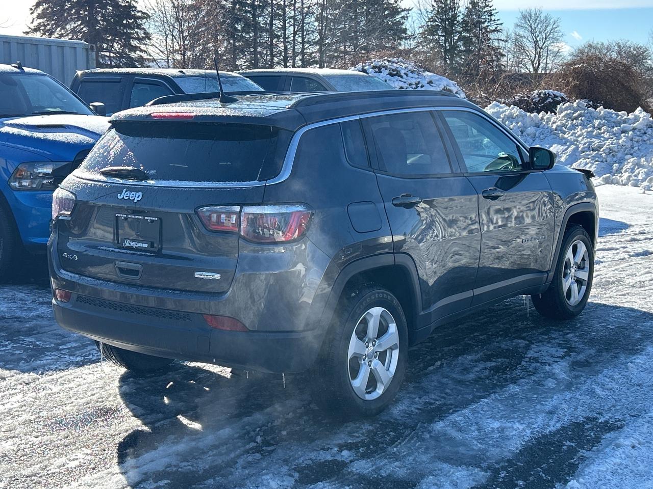2018 Jeep Compass North HEATED SEATS & STEERING WHEEL CALL PICTON Photo4