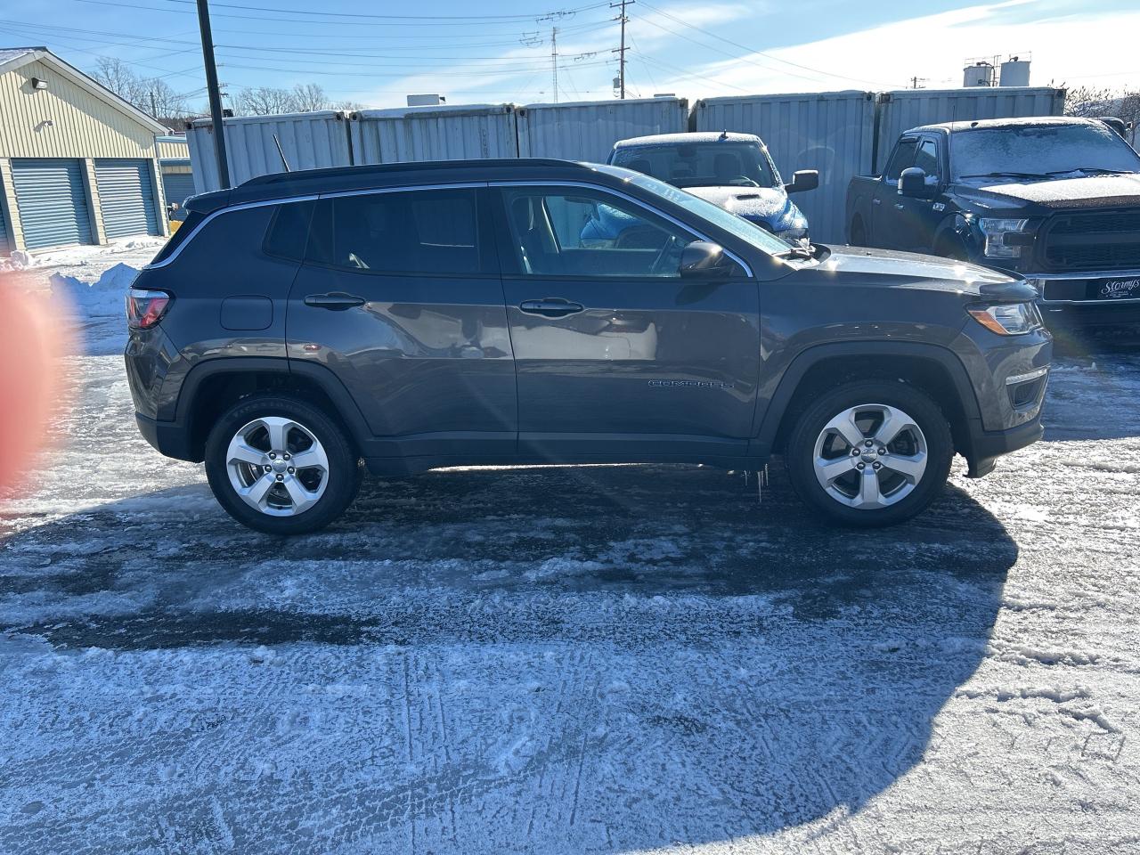 2018 Jeep Compass North HEATED SEATS & STEERING WHEEL CALL PICTON Photo