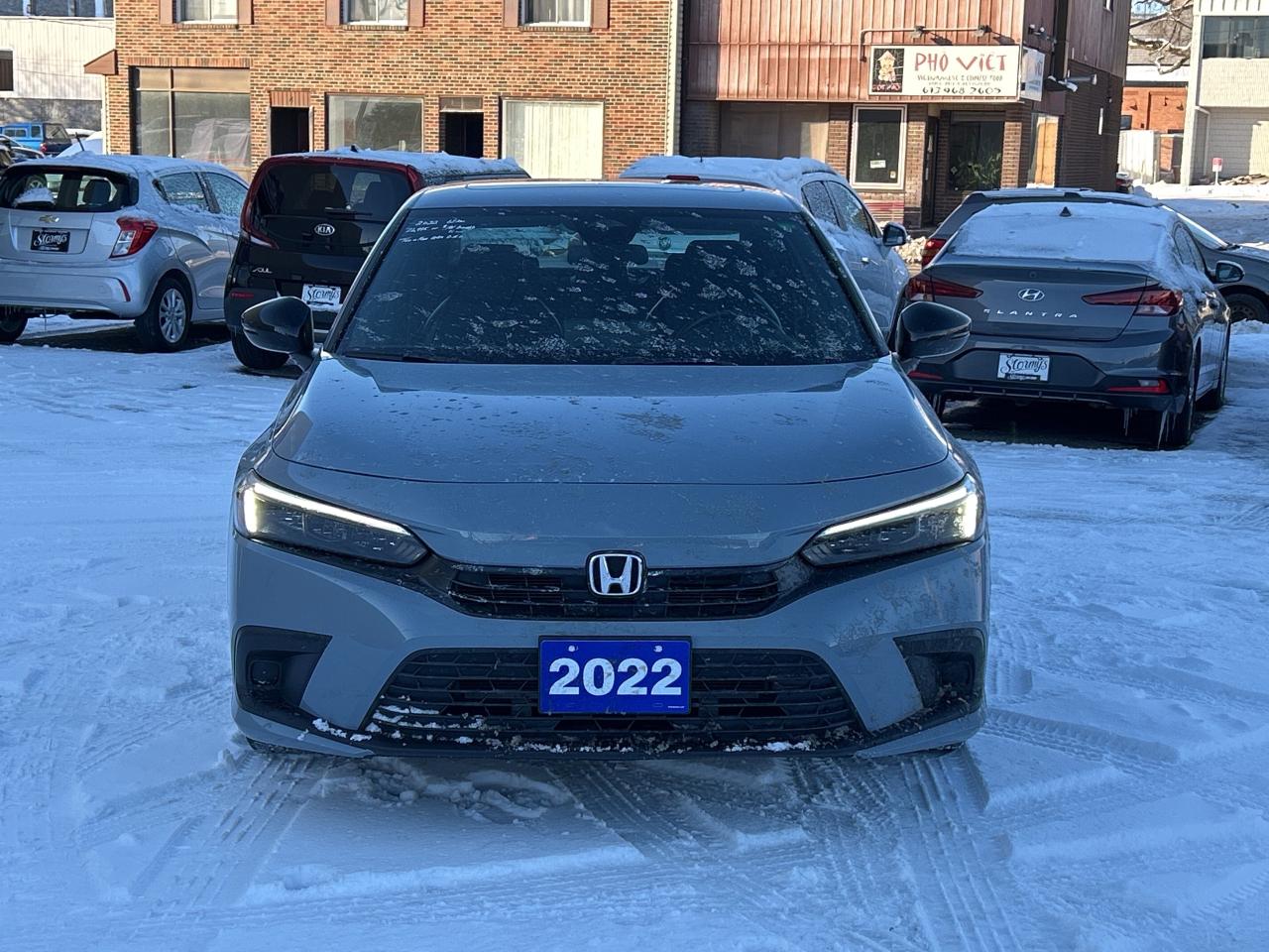 2022 Honda Civic Sedan Sport SUNROOF/HTD SEATS CALL 613-961-8848 62K KMS. Photo