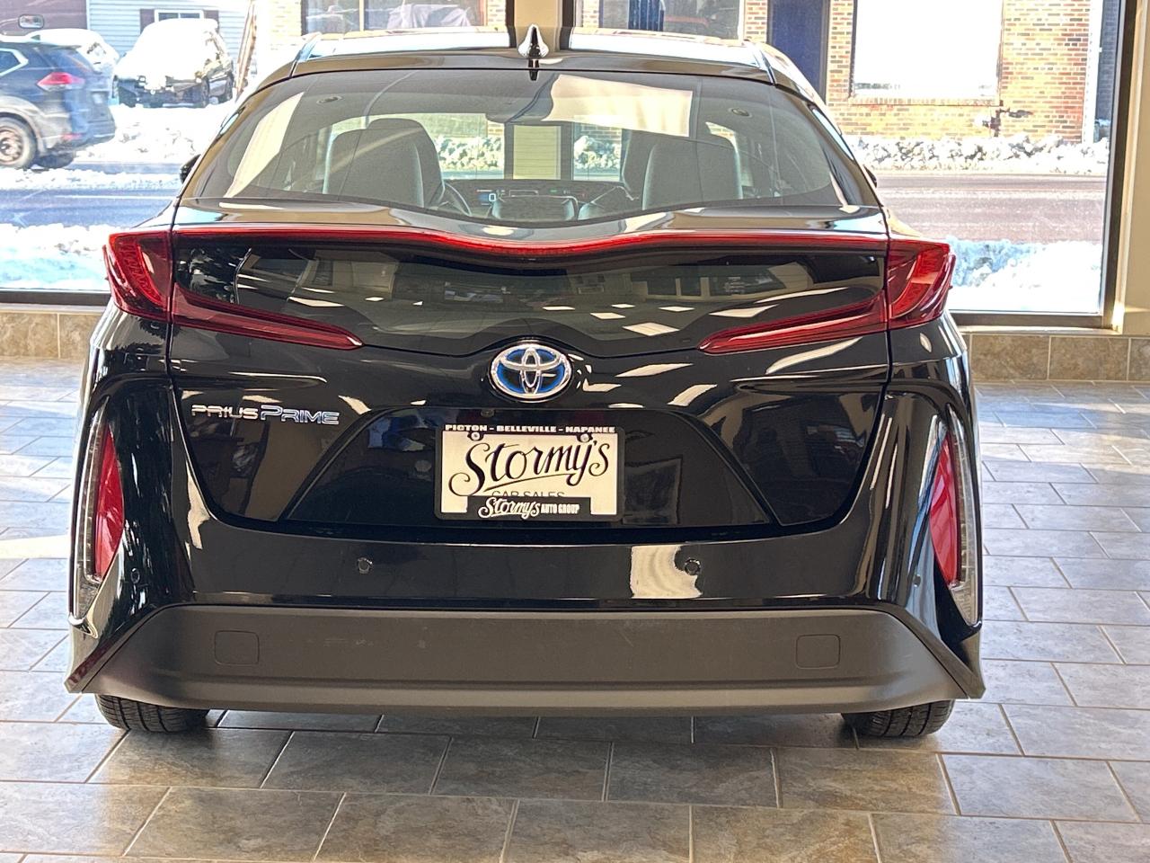 2020 Toyota Prius Prime UPGRADE PKG LEATHER/NAVI *CALL 613-961-8848 Photo3