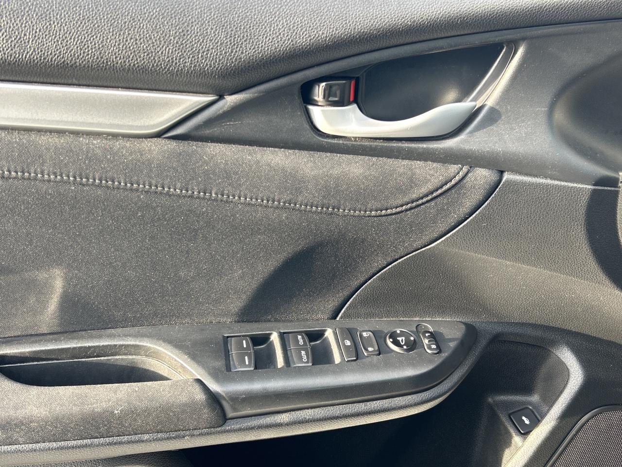 2018 Honda Civic Sedan EX HEATED SEATS/PWR SUNROOF/BACKUP CAM CALL PICTON Photo