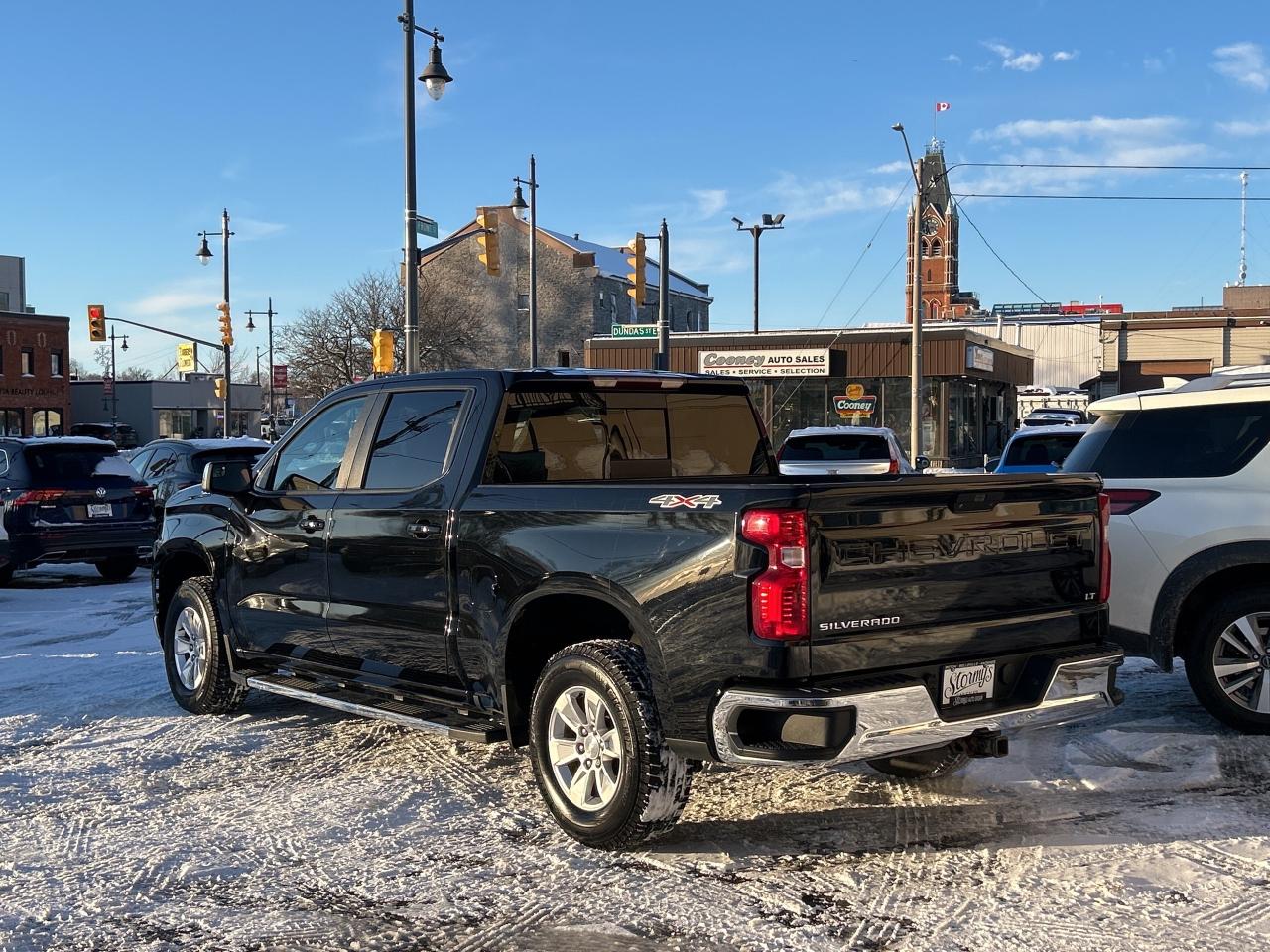 2020 Chevrolet Silverado 1500 LT HEATD SEATS/B.UP CAM CALL BELLEVILLE 6139618848 Photo