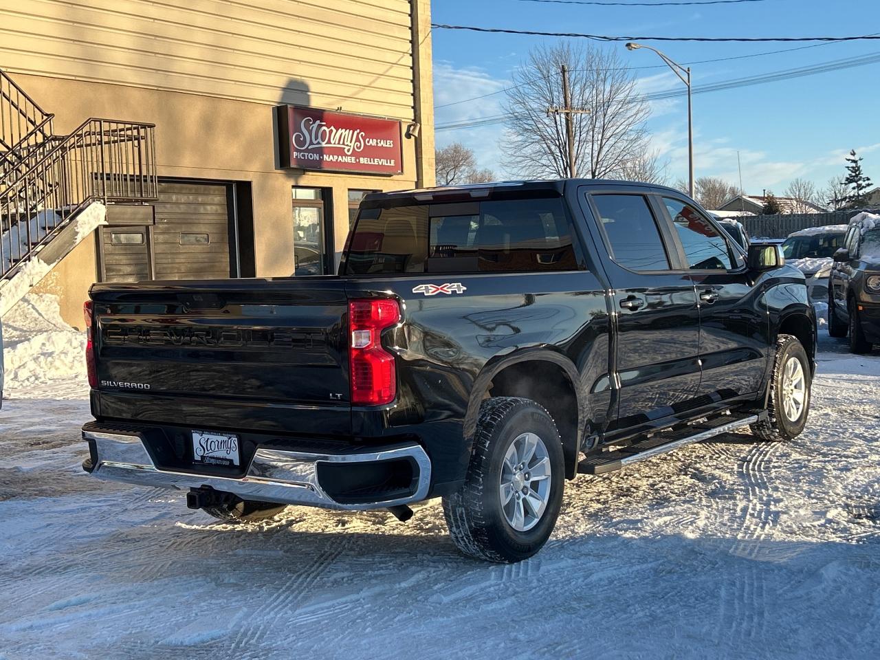 2020 Chevrolet Silverado 1500 LT HEATD SEATS/B.UP CAM CALL BELLEVILLE 6139618848 Photo